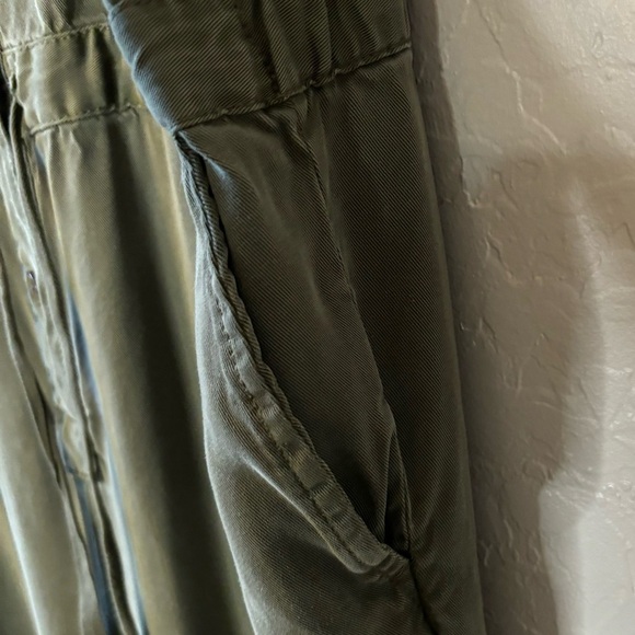 GAP Army Jacket Green Lyocell Button Down Short Sleeve Tie Waist Jumpsuit 16 - Picture 6 of 11